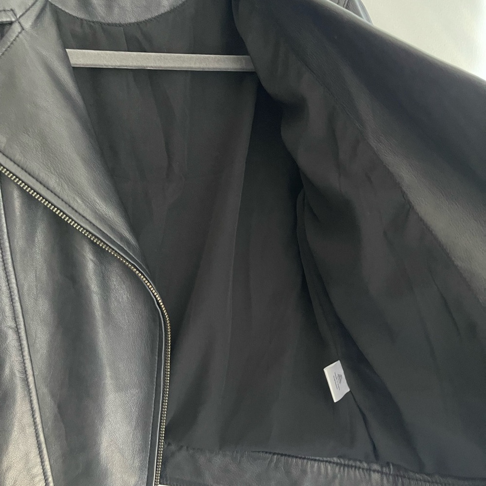 Able Women's Black Leather Jacket - image 6